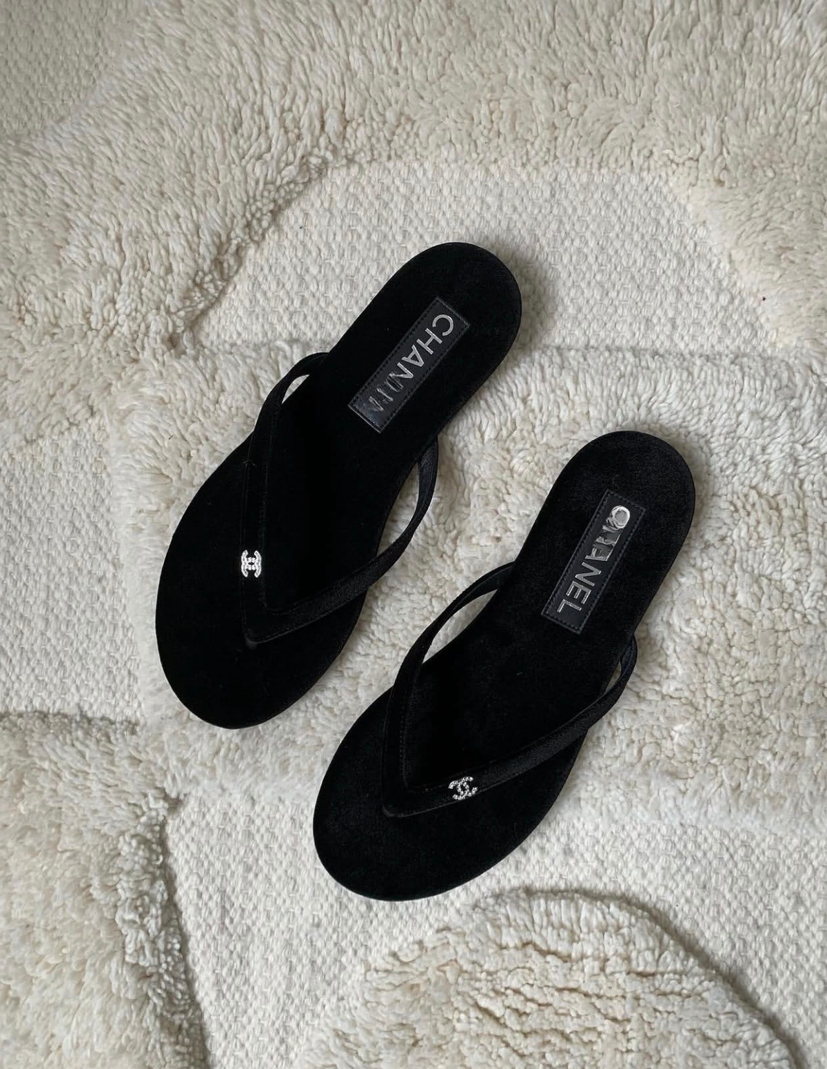 "CCAE" FLIP-FLOPS