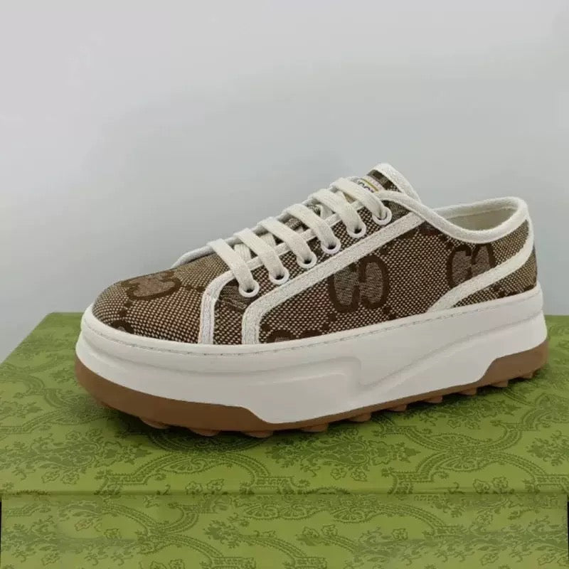 "GAII" SNEAKER