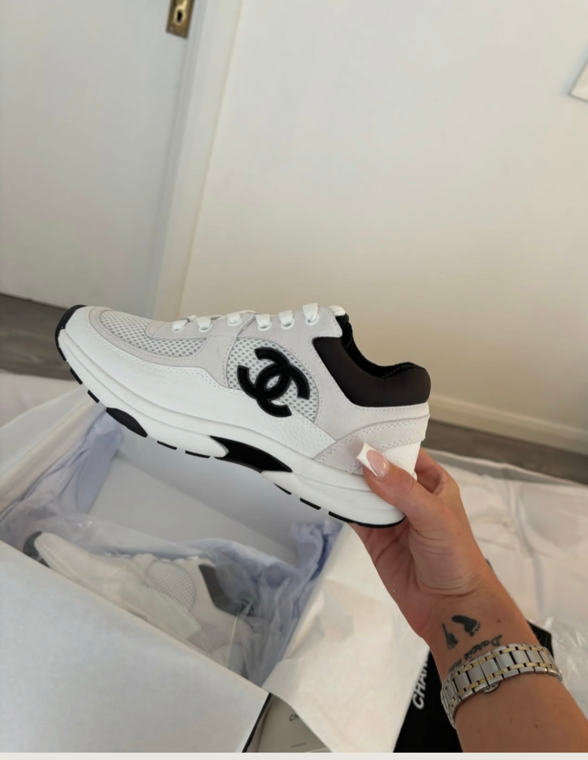 "CCA" SNEAKER