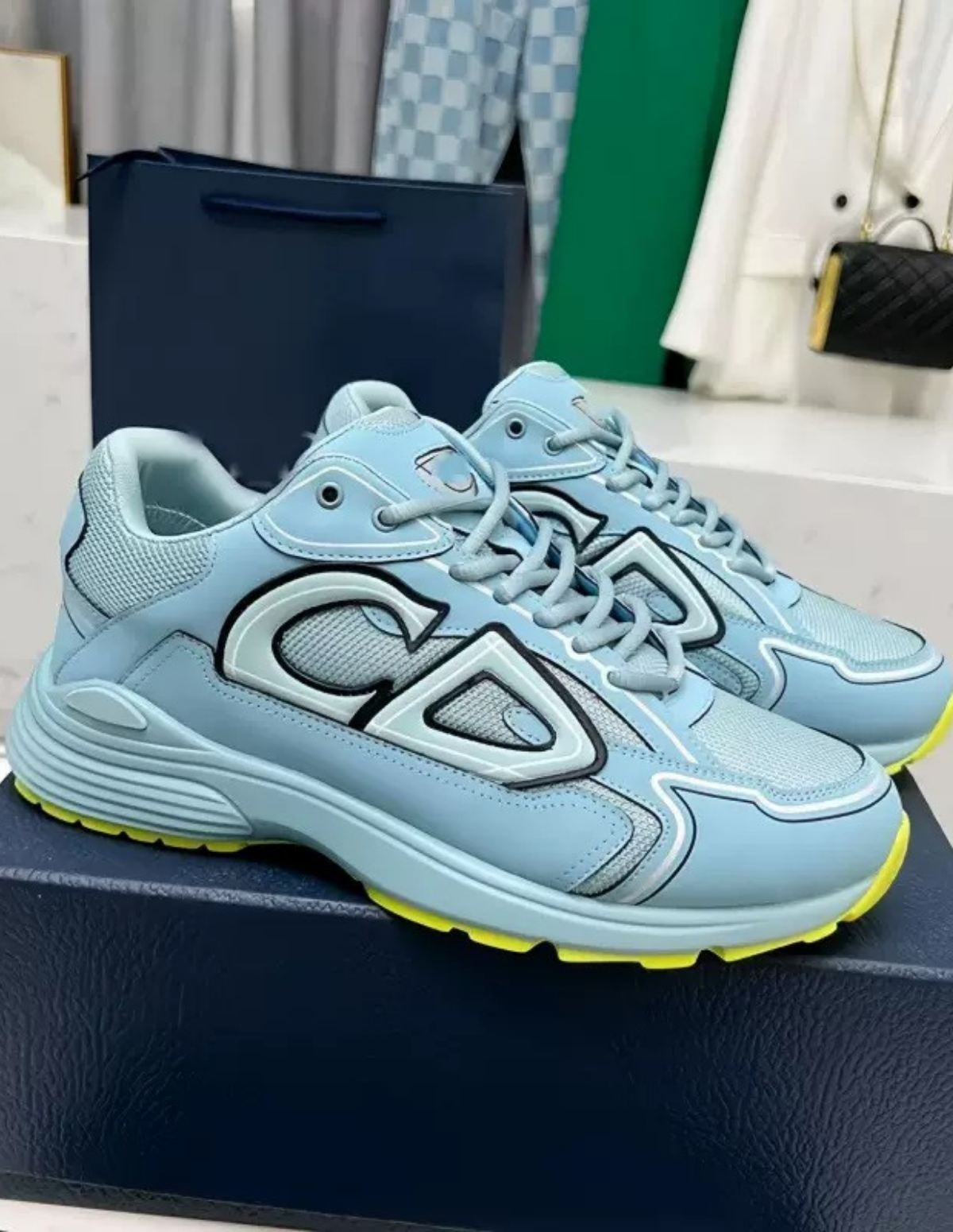 "CR" SNEAKER
