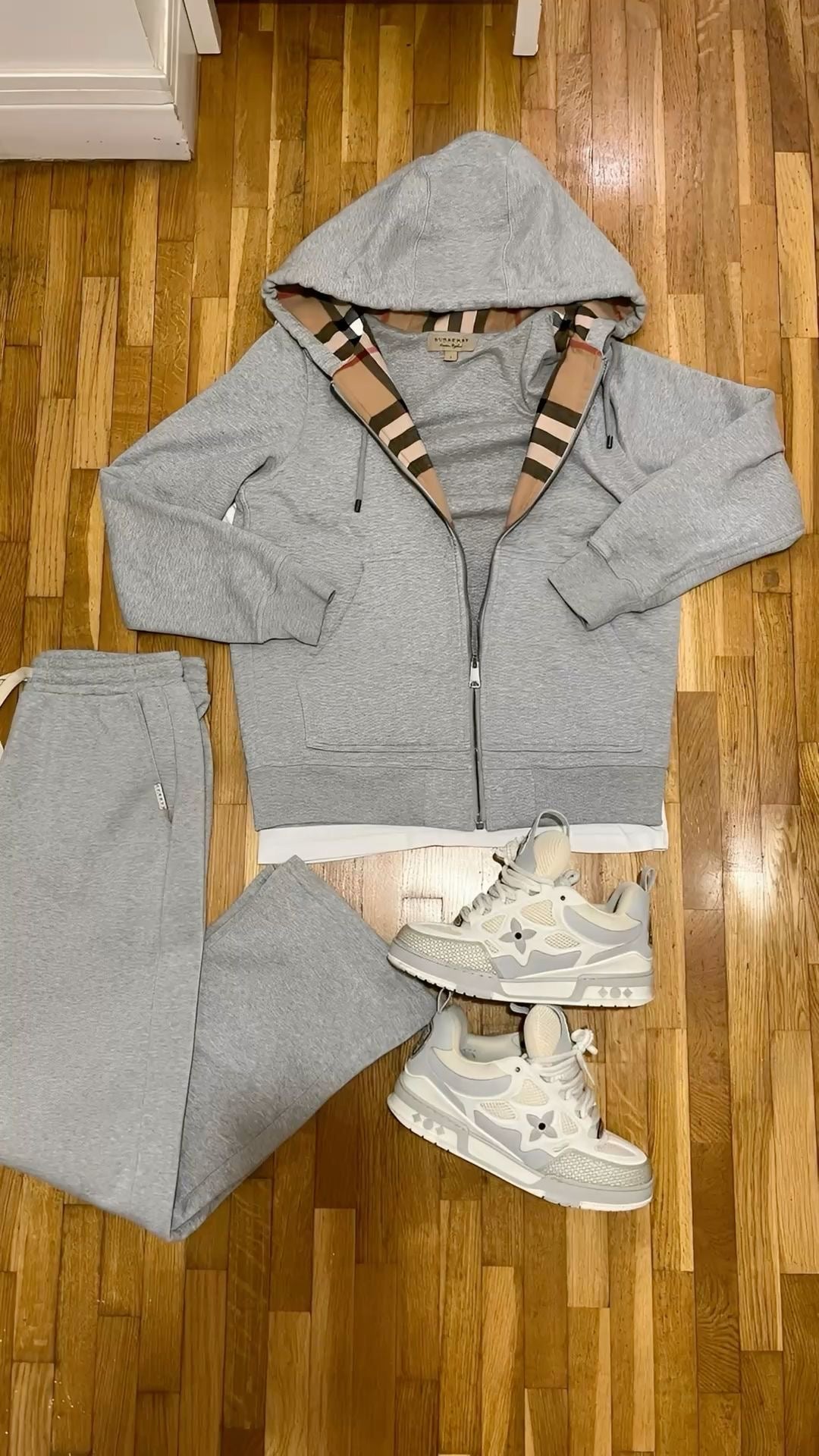 "BERY" ZIPPER