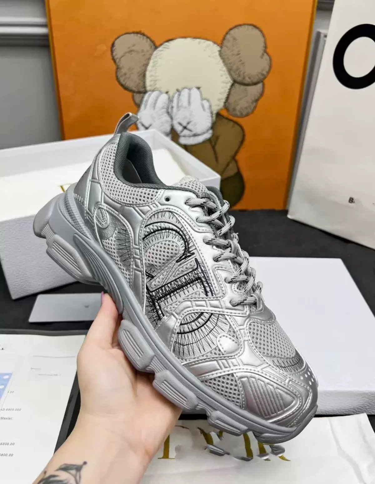 "CR" SNEAKER