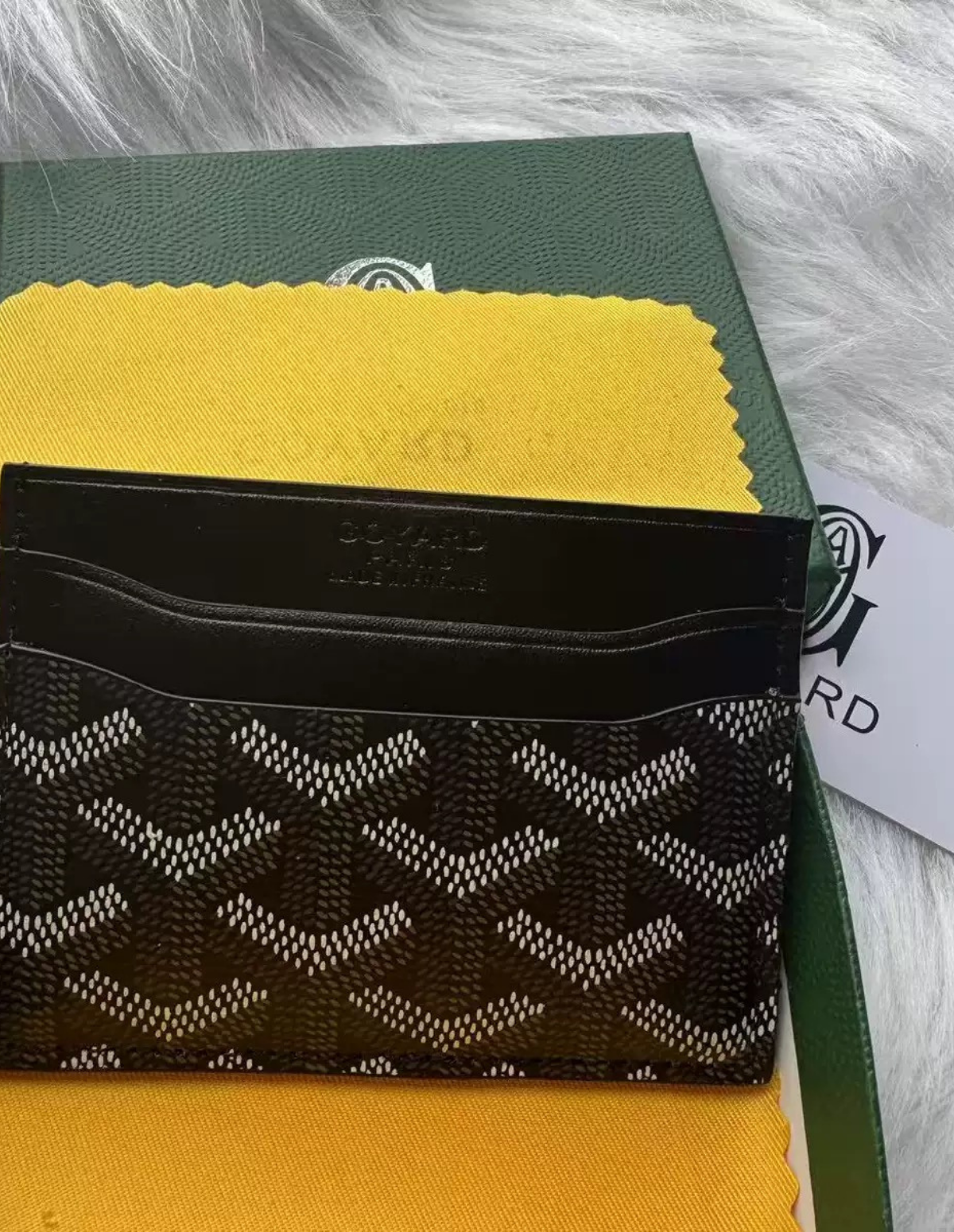 "CYARD" CARDHOLDER