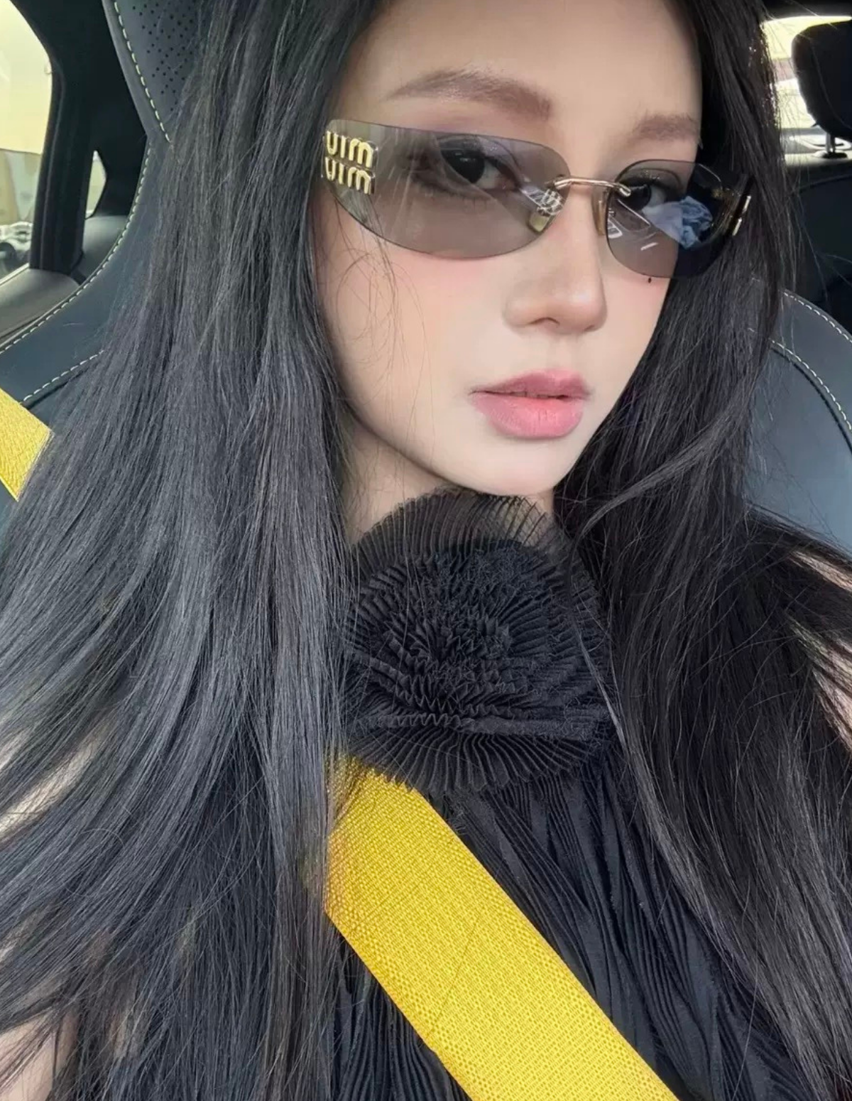 "MUUI" SUNGLASS