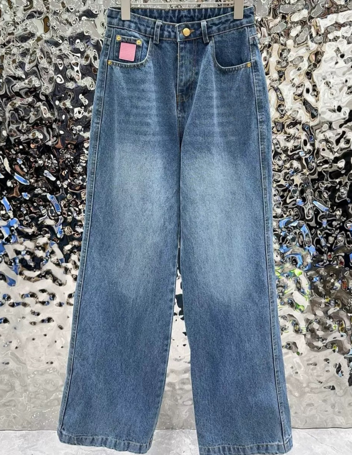"LOW" JEANS