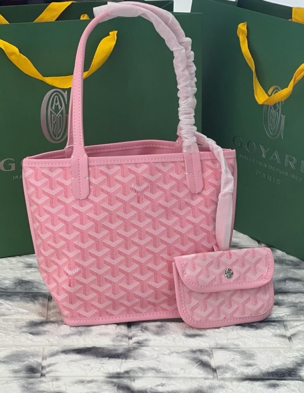"GYARD" SHOPPER