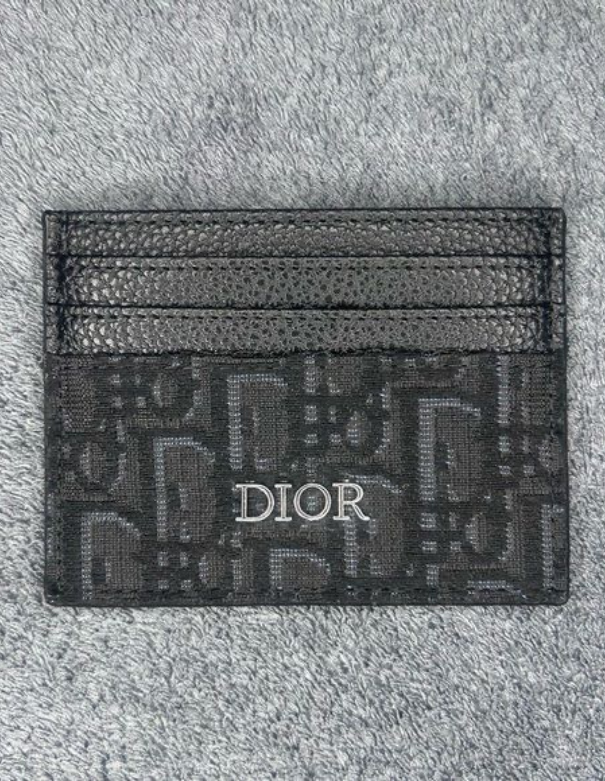 "CHDRO" CARDHOLDER