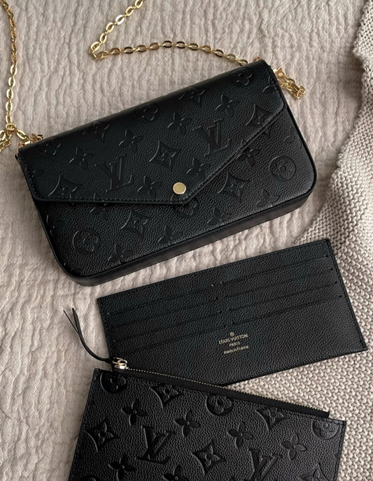 "LOUY" POCHETE BAG