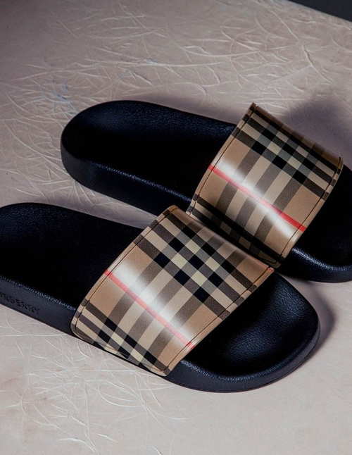 Bery Sandalen