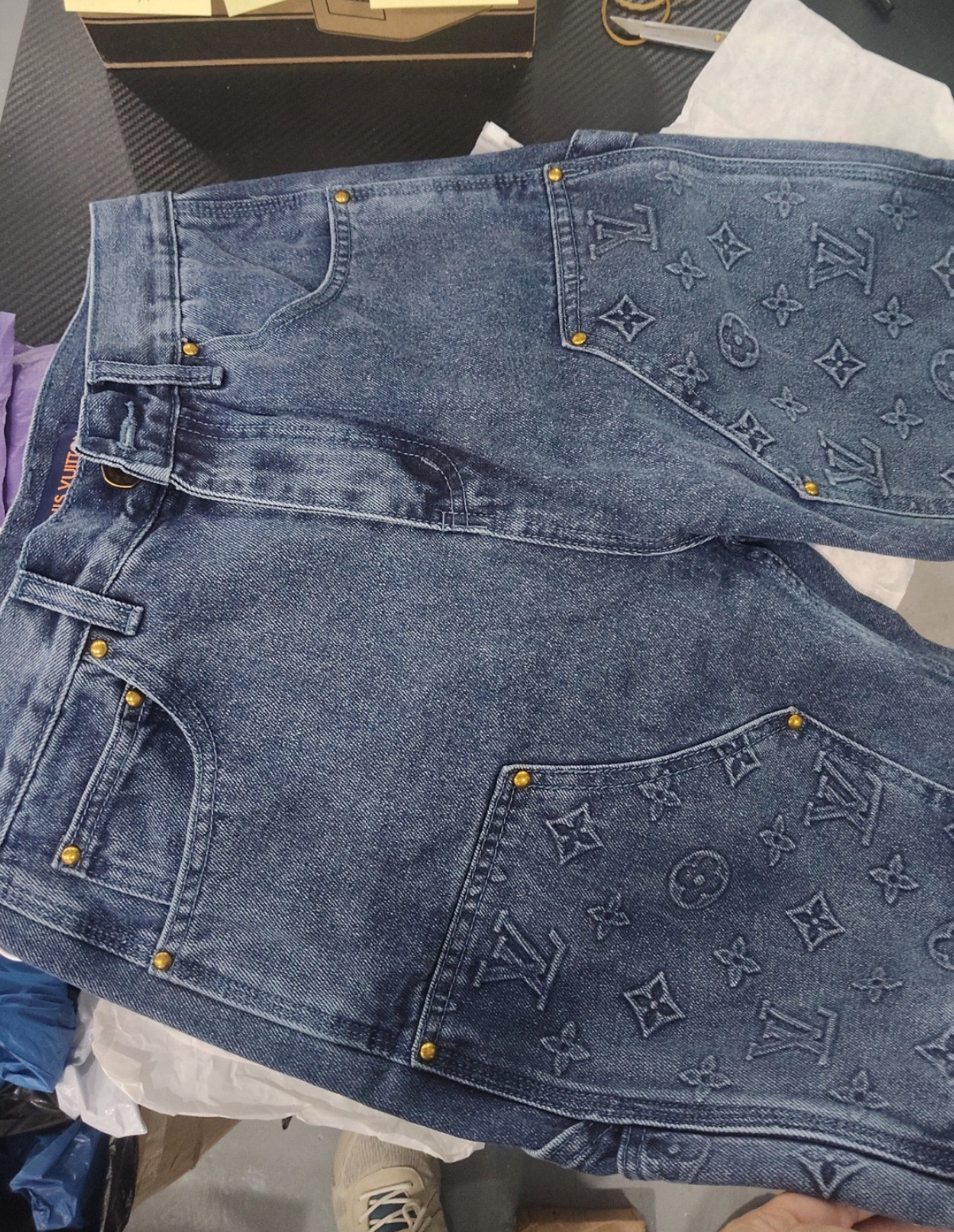 "LOUY" JEANS SHORT