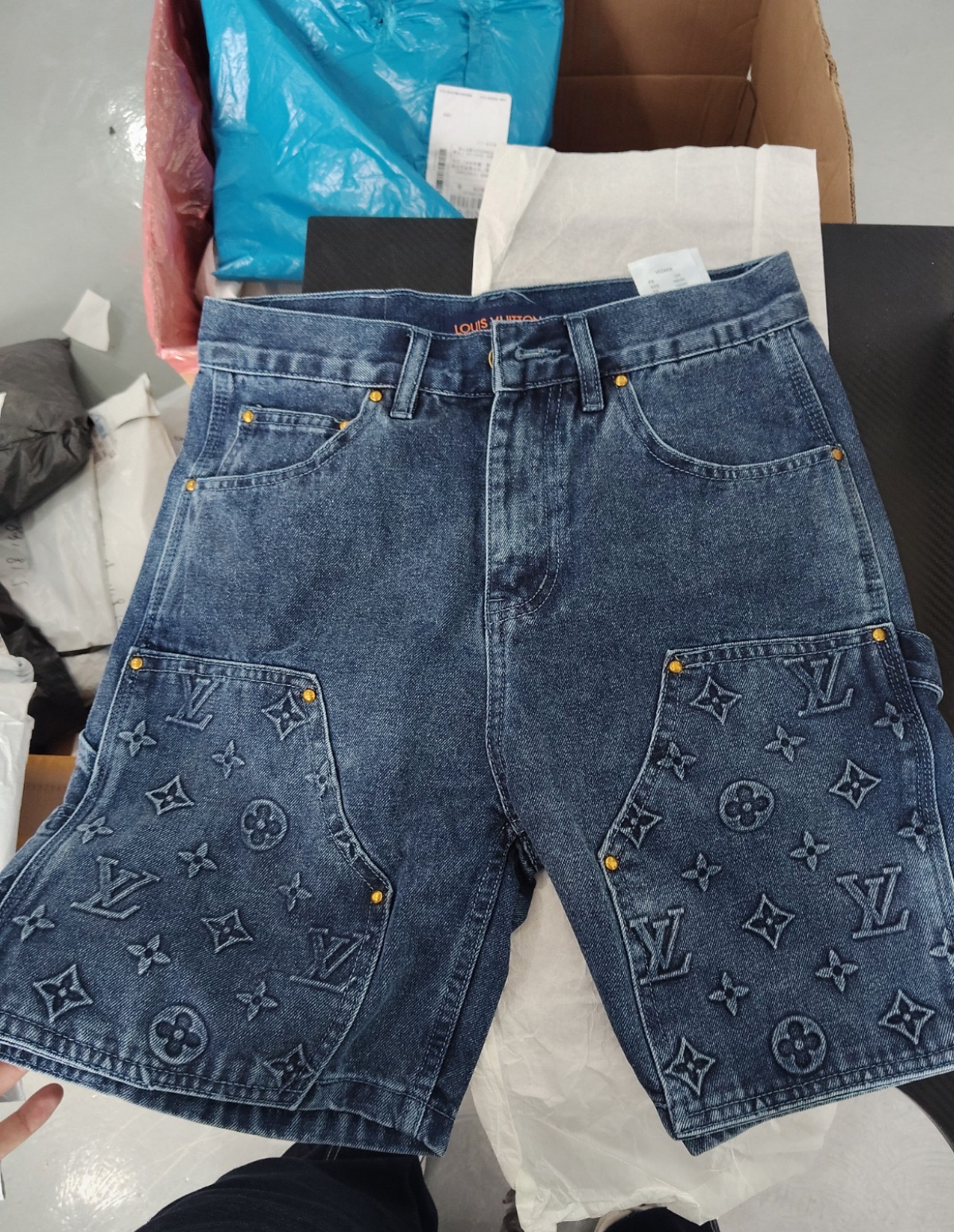 "LOUY" JEANS SHORT