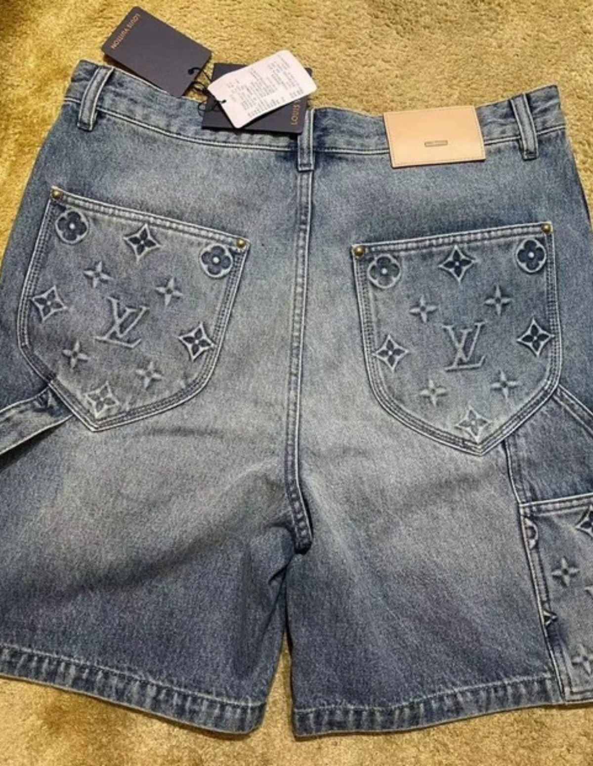 "LOUY" JEANS SHORT